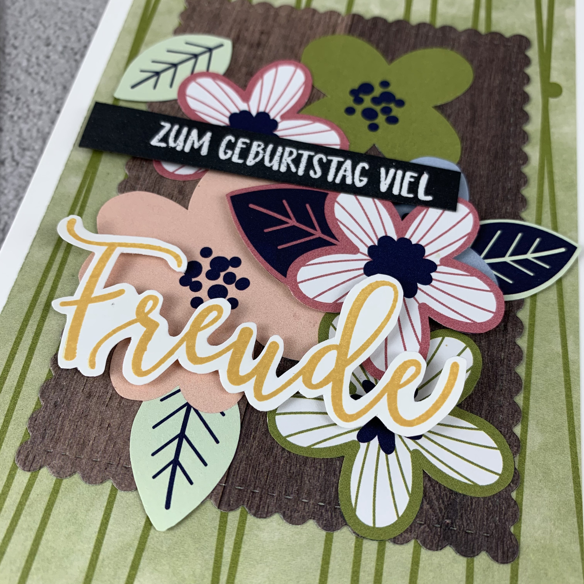 Blumen voller Freude DIN Lang 2.jpeg